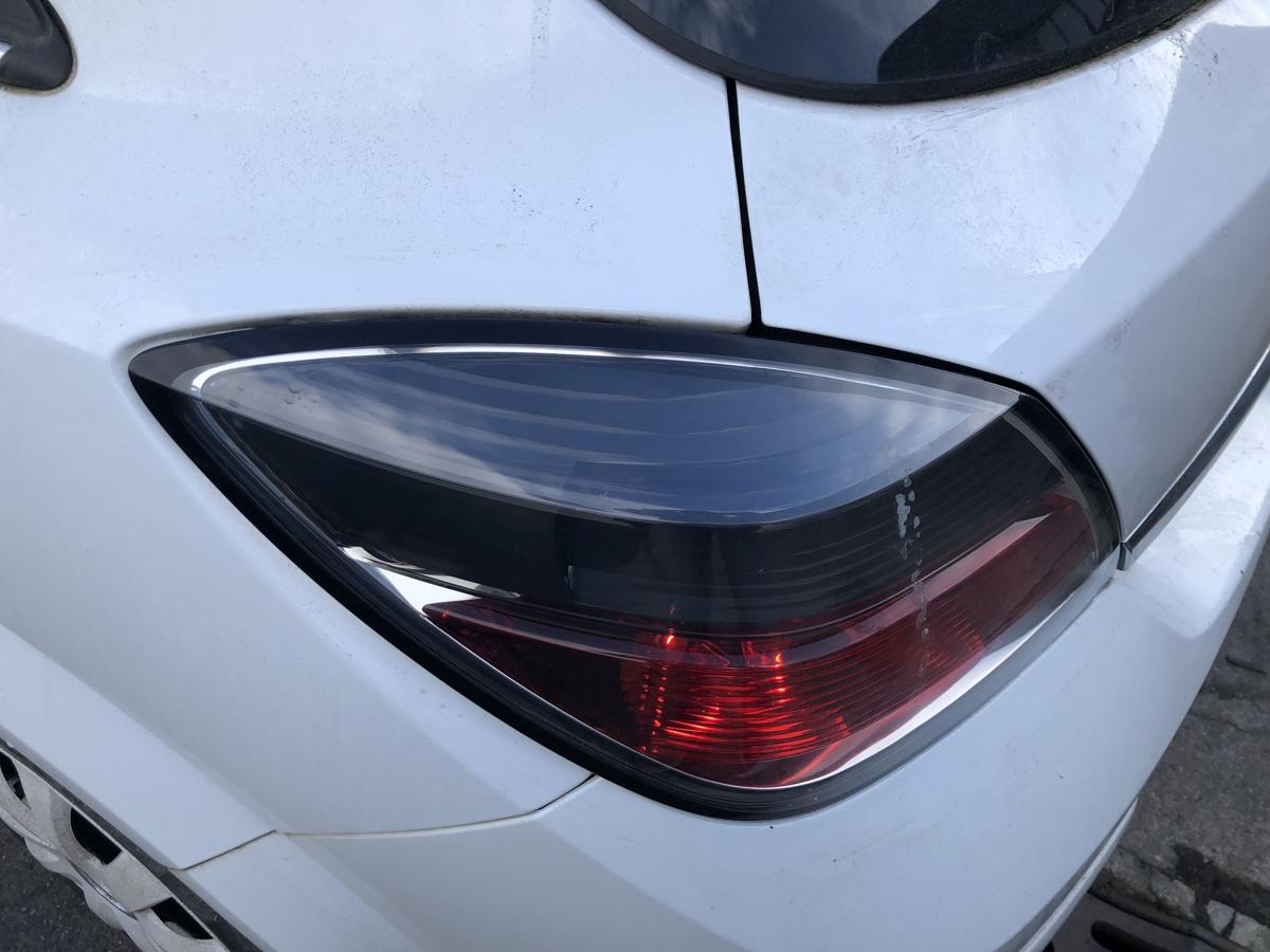 Opel Astra H GTC R&uuml;ckleuchte links R&uuml;cklicht Heckleuchte Schlusslicht