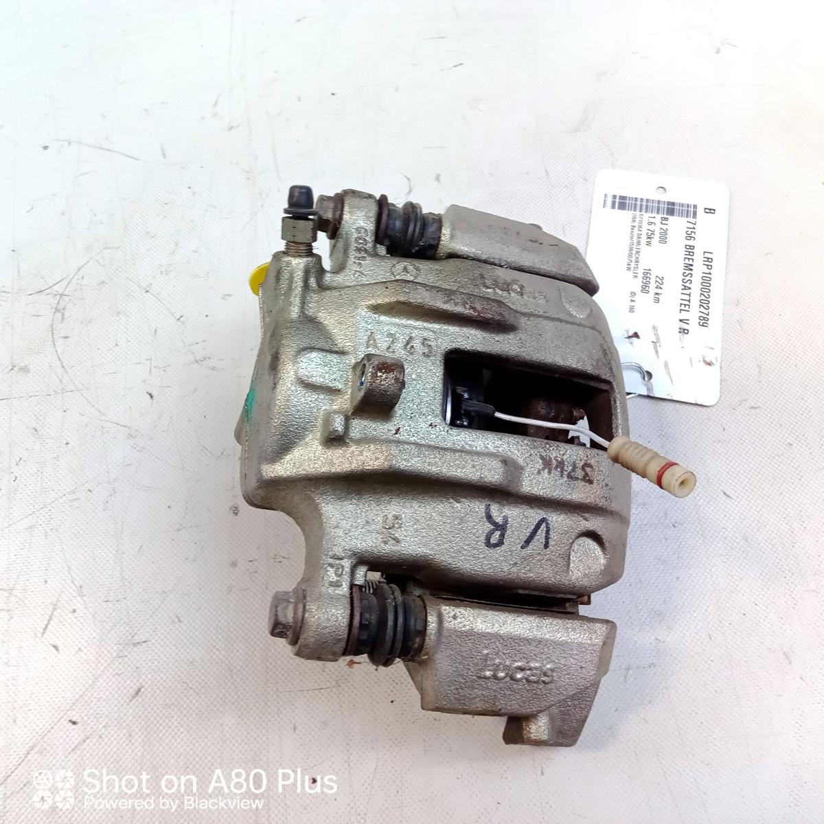 Mercedes A-Klasse W168 original Bremssattel Vorderachse rechts mit Tr&auml;ger Bj2000