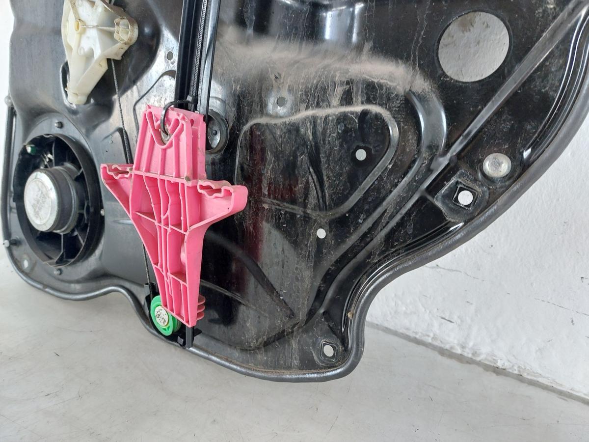 VW Passat 3C B7 Variant Fensterheber hinten links Motor Mechanik Grundplatte