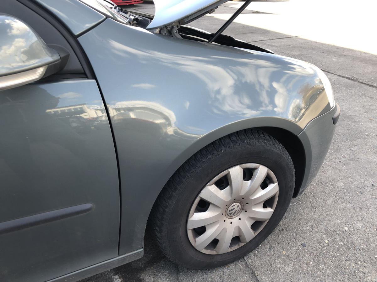 VW Golf 5 V 1K Kotfl&uuml;gel vorn rechts Beifahrerseite LA6Q Sagegreen kein OE