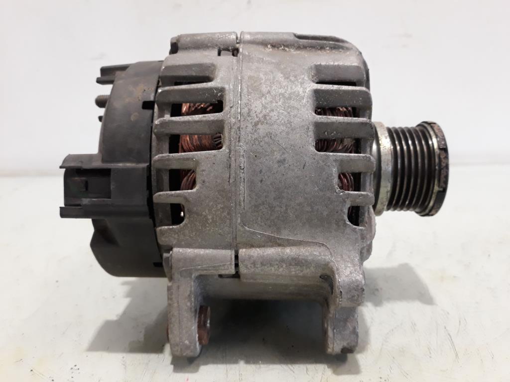 VW Amarok 2H original Lichtmaschine Generator 03L903024T TG14C067 VALEO BJ2012