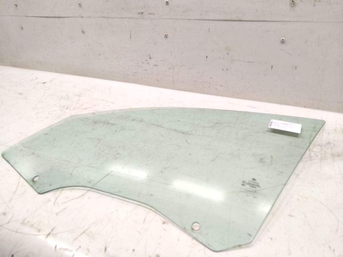 BMW 1er E87 original Türscheibe vorn links 5-türig grüncolor BJ2009