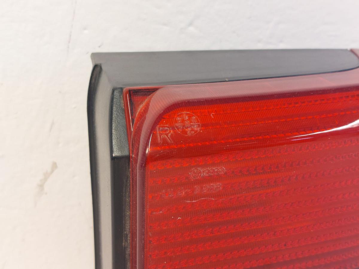 VW T4 7D Rückleuchte rechts Rücklicht Heckleuchte Ulo OEM Kasten Caravelle Multi