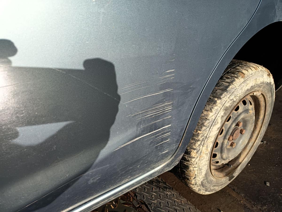 Nissan Micra K13 orig T&uuml;r hinten links 5trg Fahrerseite FAA Green bis Bj 2013