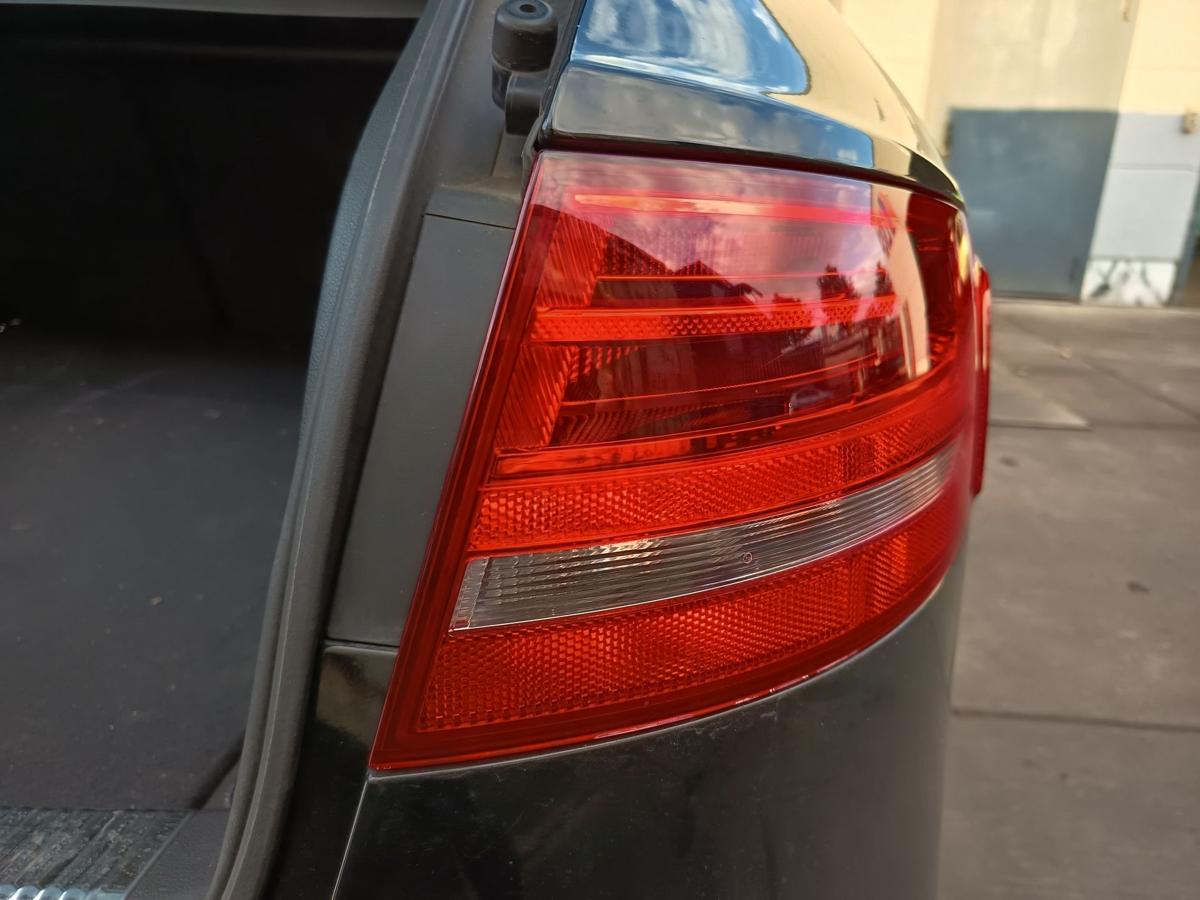 Audi A4 B8 8K Avant original R&uuml;ckleuchte rechts Heckschlusslicht Bj 2009