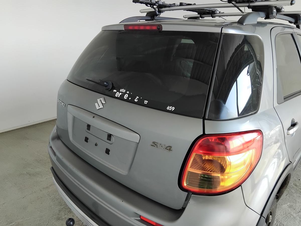 Suzuki SX4 Heckklappe ZCD Galactic Gray 5türig Steilheck mit Scheibe BJ2009