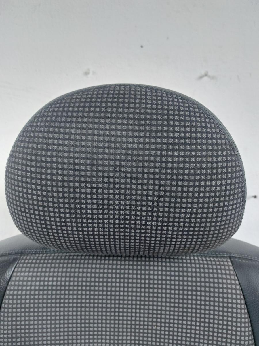 Mercedes E Klasse W211 Sitz vorn links Fahrersitz Teilleder Stoff Heizung