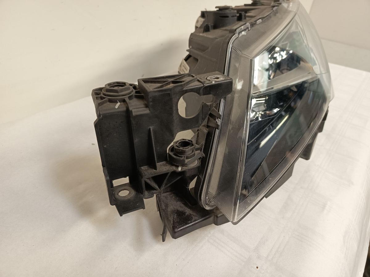 Seat Leon ST 5F original Scheinwerfer links vorn headlight front left LED BJ2015