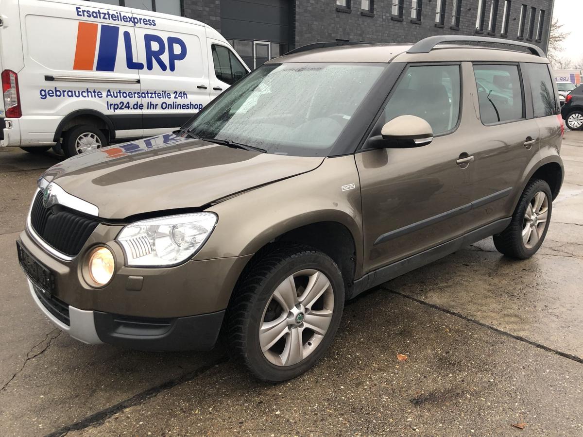 Skoda Yeti 5L Komplettradsatz Alufelgen 7x17 ET45 Winterreifen 225 50 R17 Räder