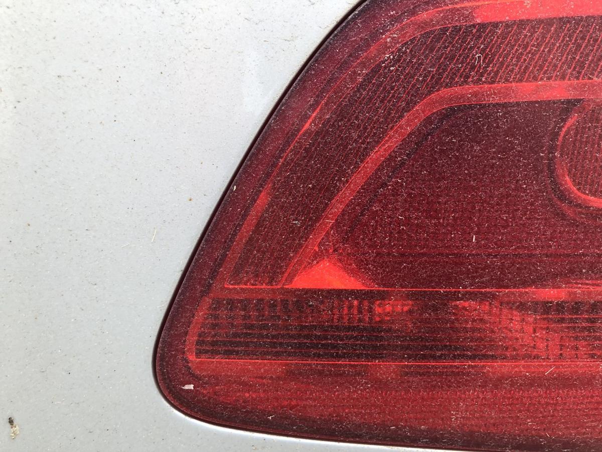 VW Touran 1T3 ab2010 Rückleuchte innen rechts Rücklicht Heckleuchte