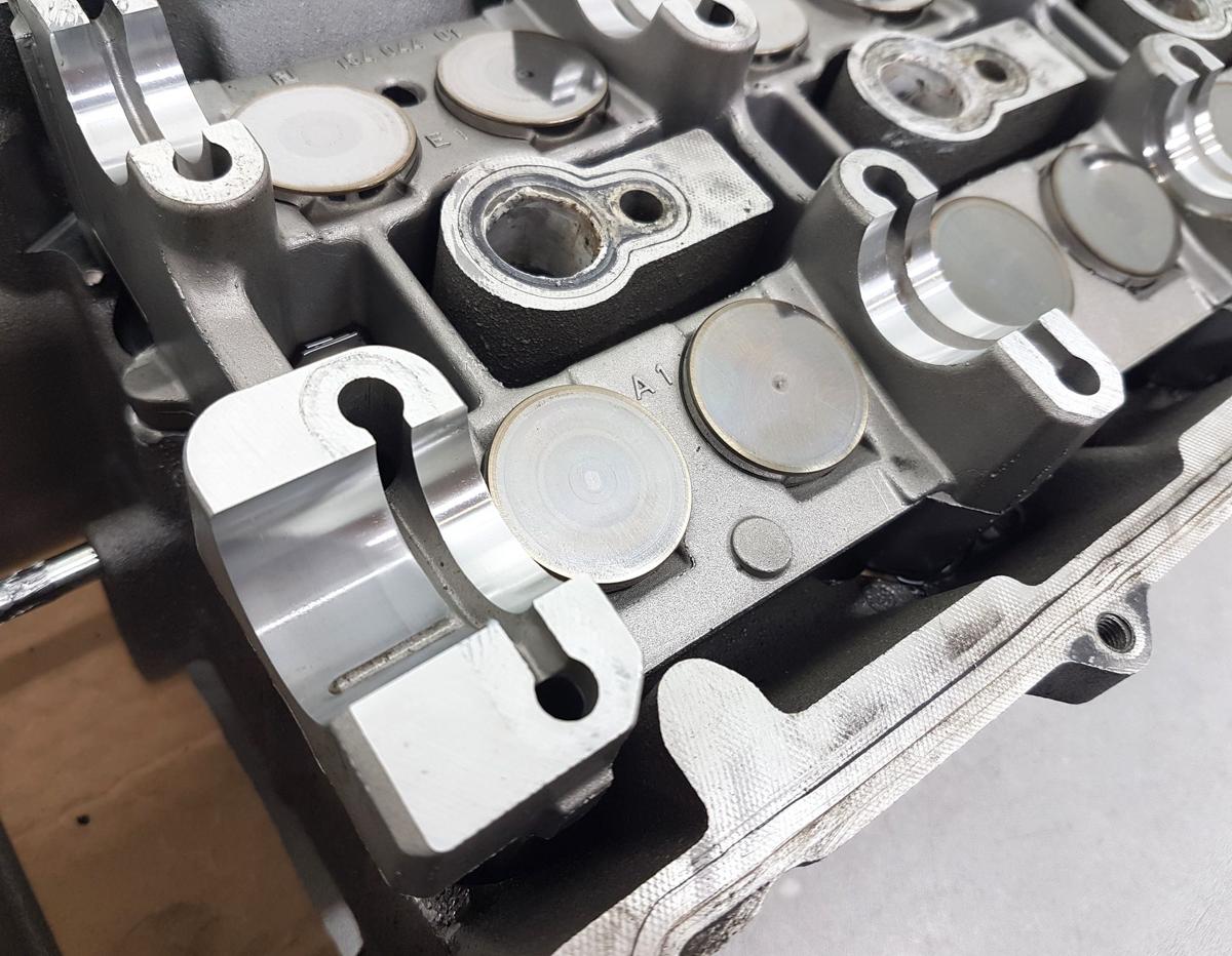 Mercedes S Klasse W220 Zylinderkopf links Bj2003 4,0CDI V8 184kw