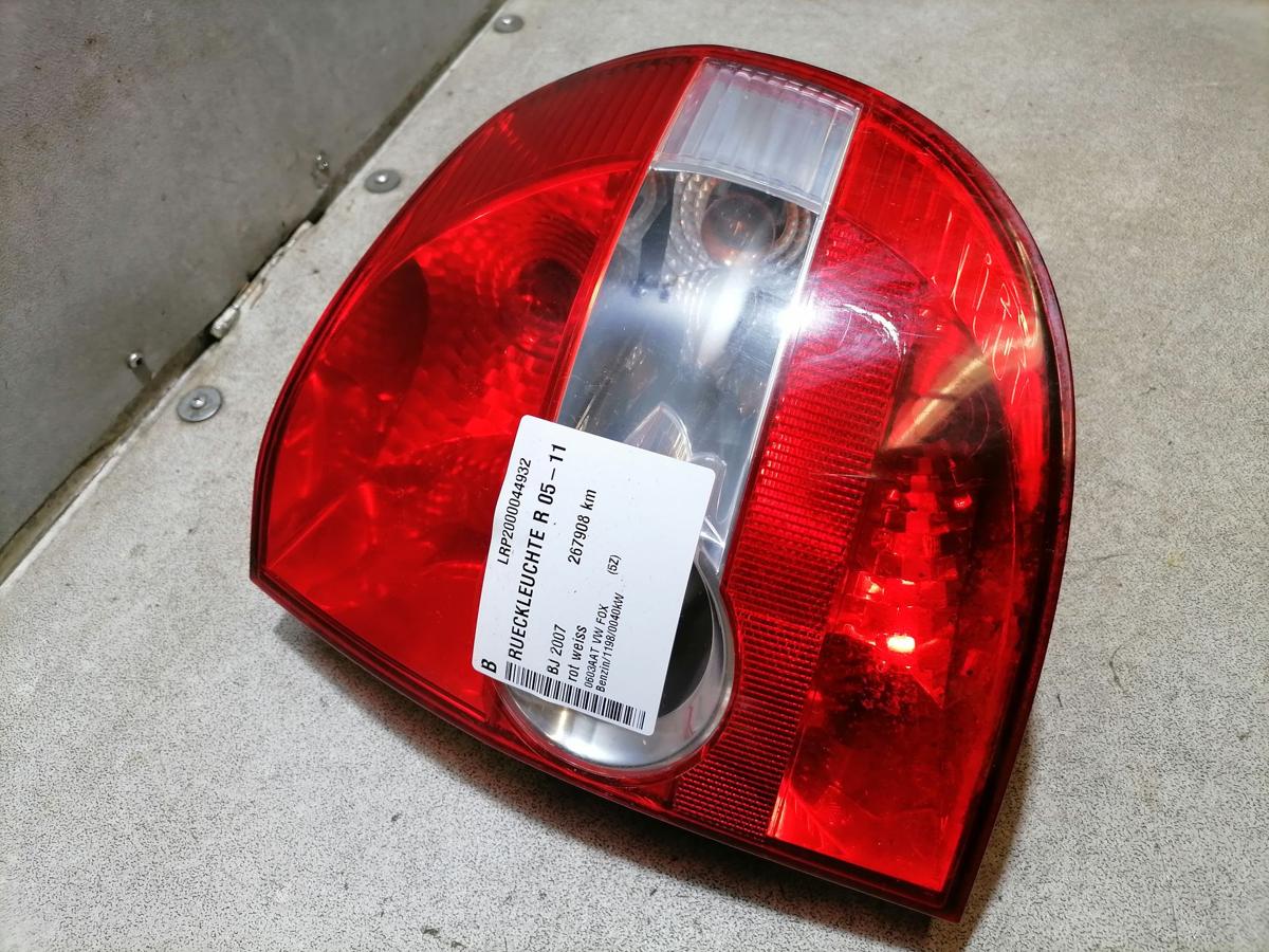 VW Fox Rücklicht Heckleuchte Rückleuche rechts BJ 05-11