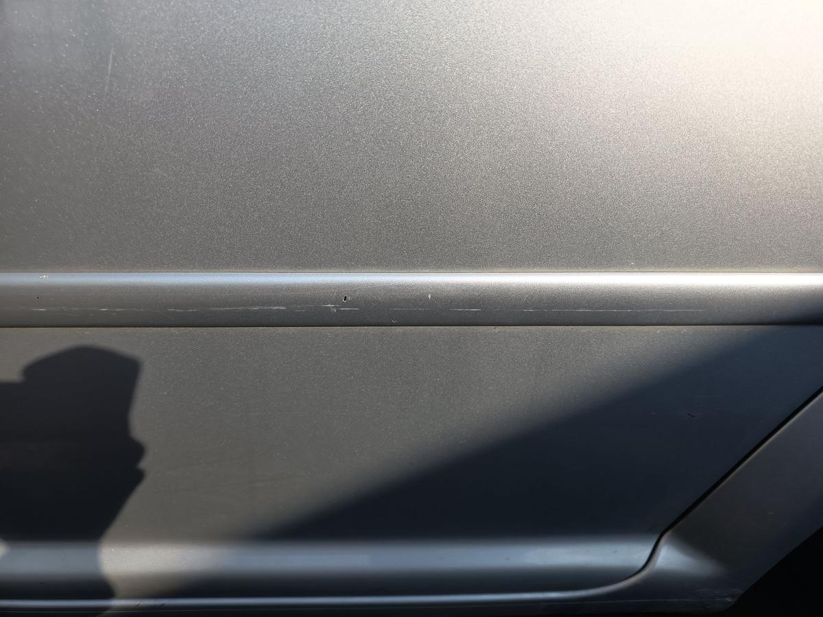 VW Bora 1J original T&uuml;r hinten links Fond Limo A7W Reflexsilber Bj 2001
