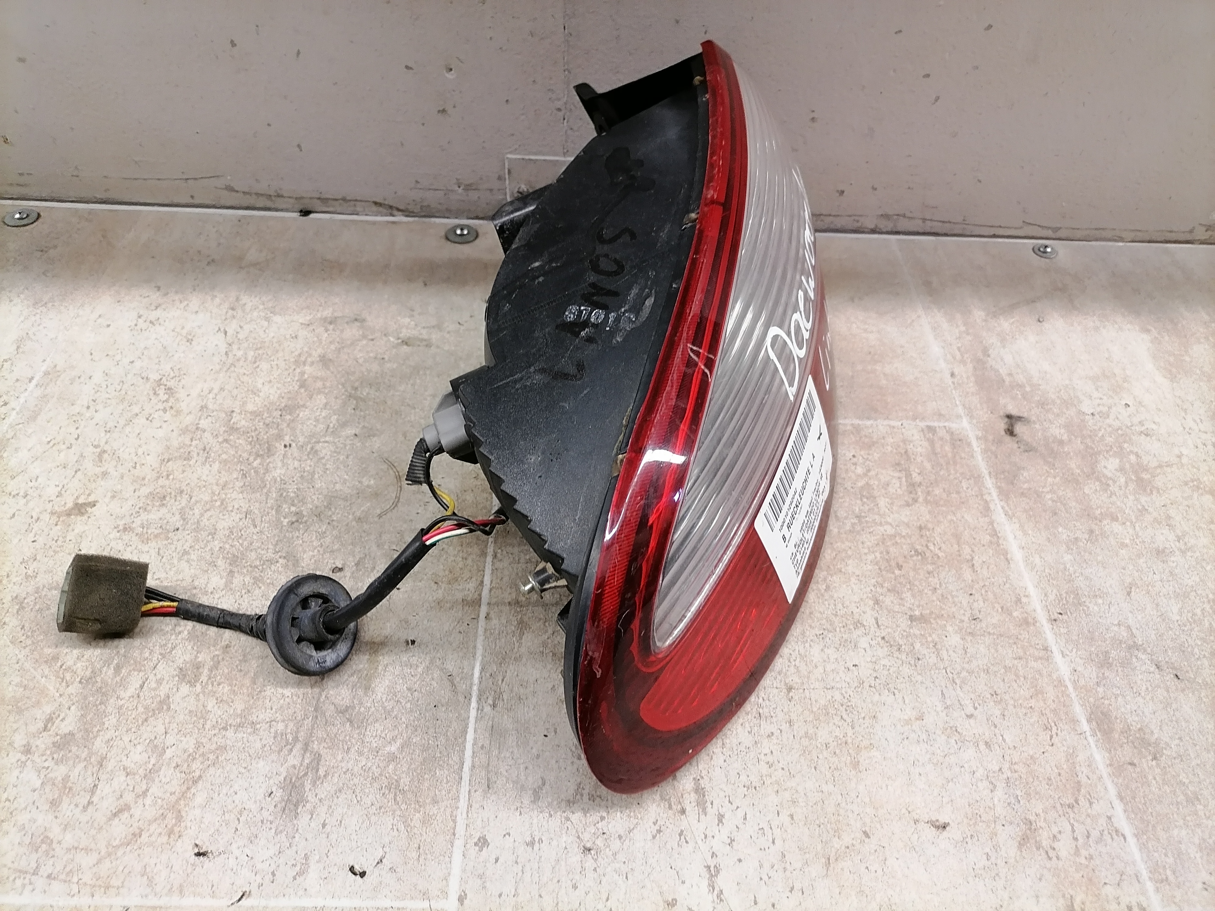 Chevrolet Lanos Rücklicht aussen links 96275897 Rückleuchte Heckleuchte BJ97-03