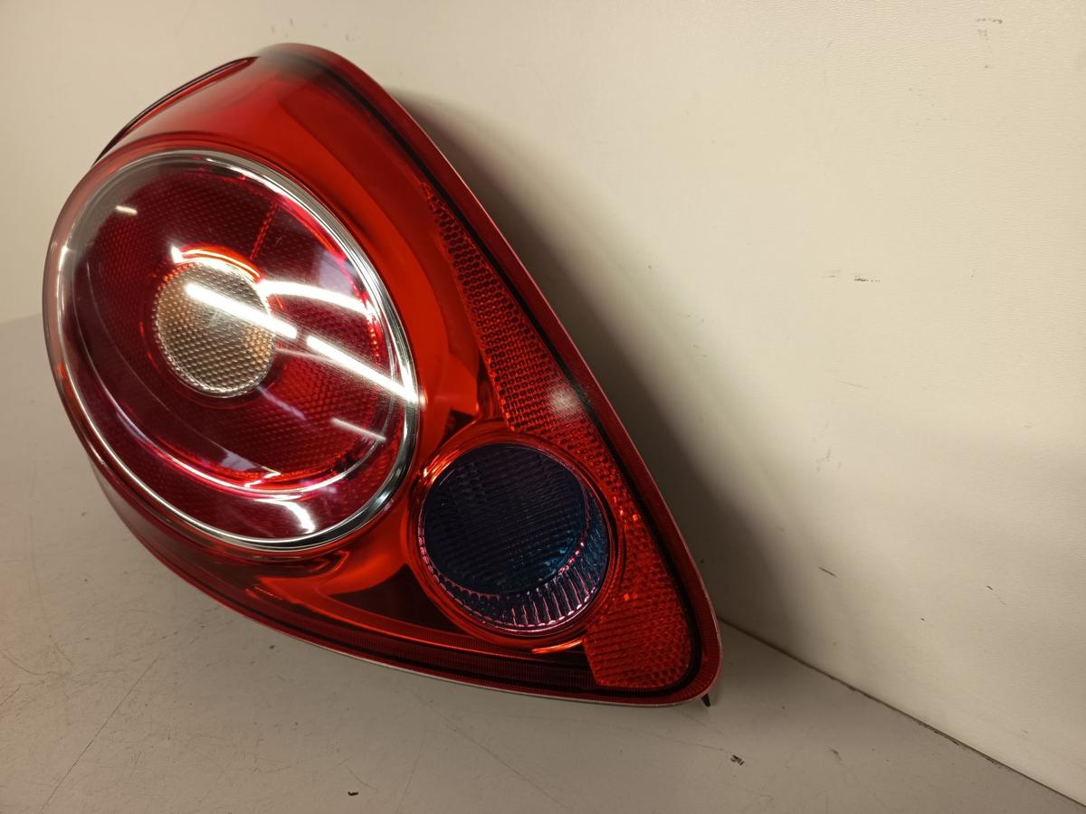 Ford KA RU8 Bj 2010 original Rück-Schluss-Heckleuchte links Fahrer.