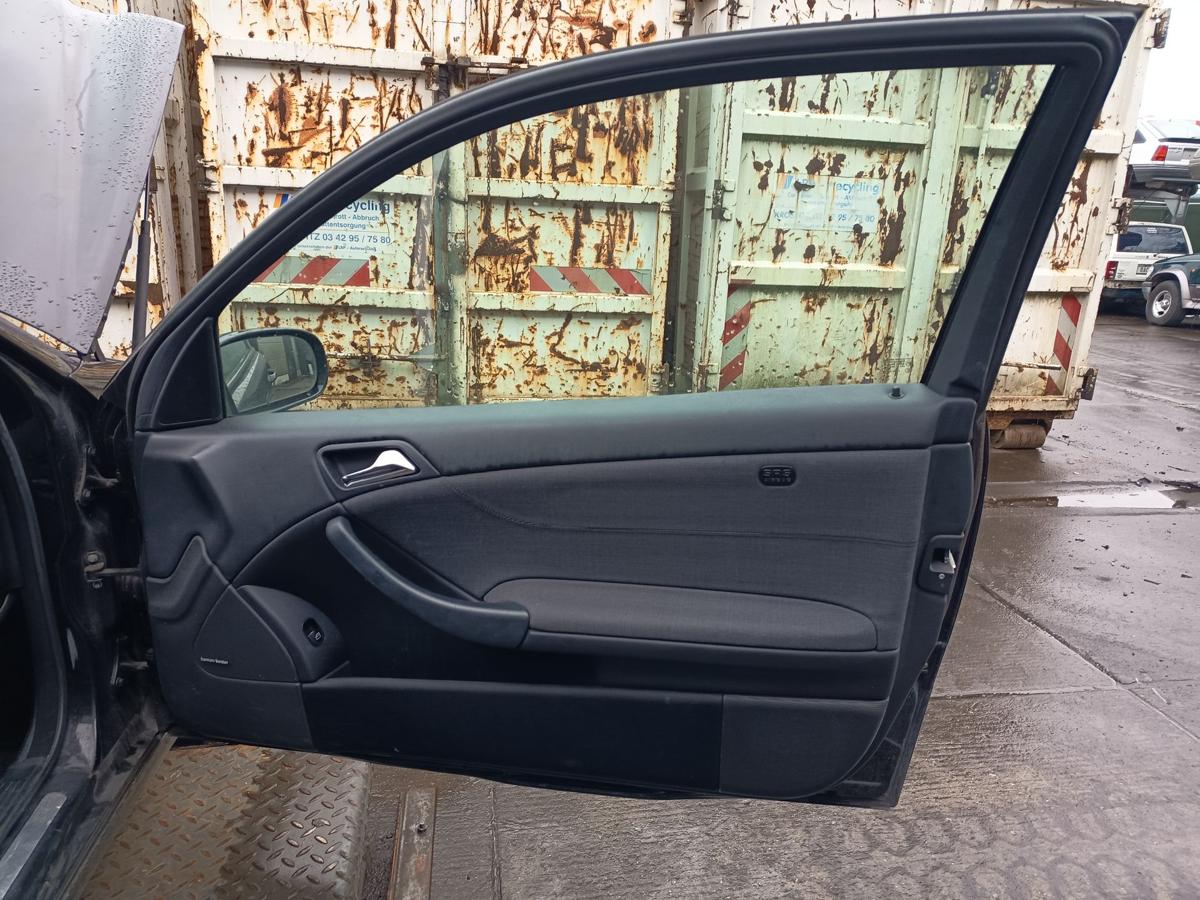 Mercedes CL203 Sportcoupe original T&uuml;r rechts 197 schwarz Baujahr 2005