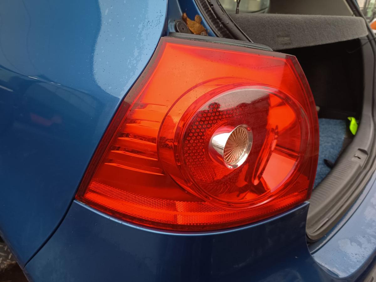 VW Golf V original R&uuml;ckleuchte links Heck/Schluss/Licht Bj 2007