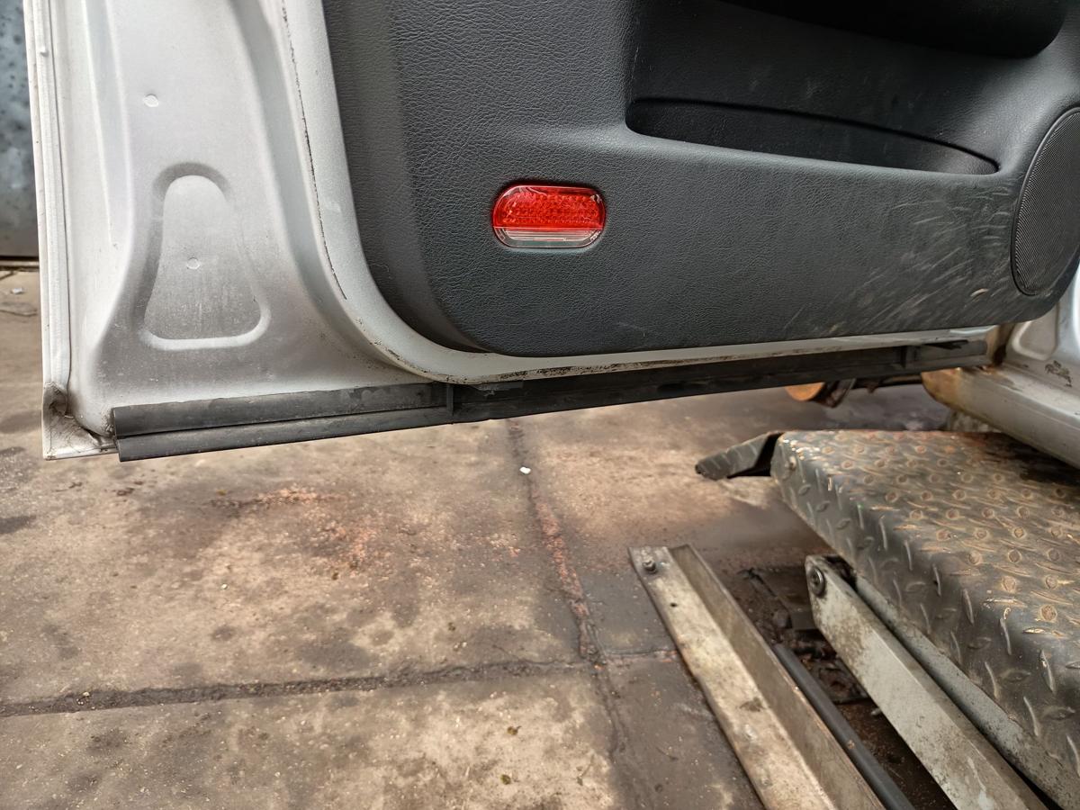 VW Golf IV original T&uuml;r vorne links LA7W Reflexsilber Baujahr 2002