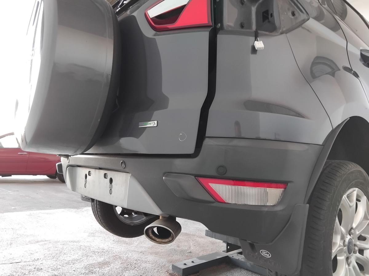 Ford Ecosport 2 JK8 original Stoßfänger Stoßstange hinten PDC BJ2016