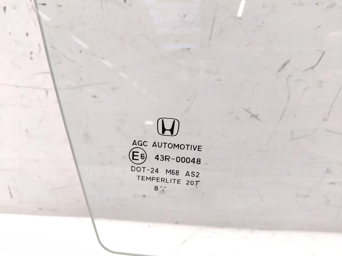 Honda Civic 8 FK2 original T&uuml;rscheibe hinten rechts gr&uuml;ncolor BJ2009