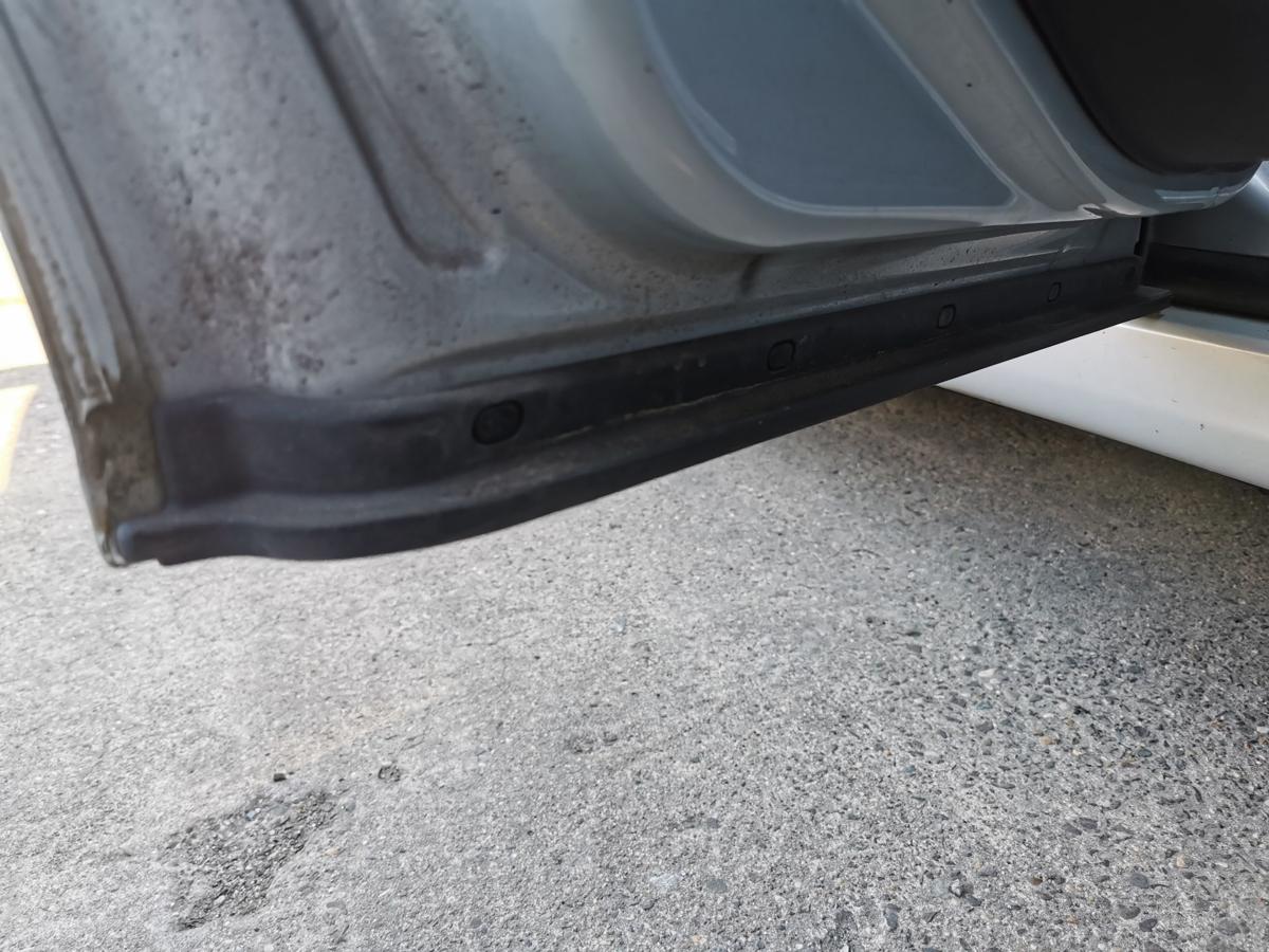 Saab 9-3 YS3 Kombi Tür Autotür Rohbautür Fondtür hinten links 309 Kristallsilber