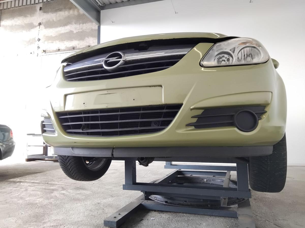 Opel Corsa D original Sto&szlig;stange Sto&szlig;f&auml;nger vorn Z30E Green Tea Metallic BJ2006