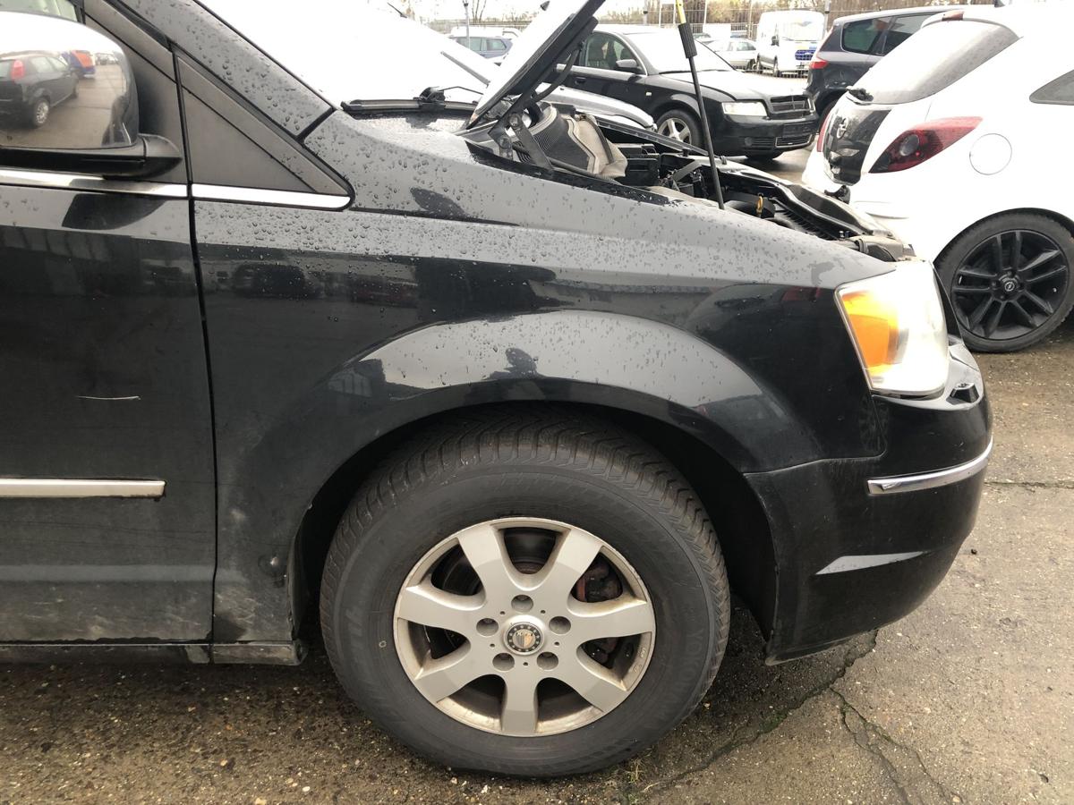 Chrysler Grand Voyager RT Kotflügel vorn rechts Fahrerseite QXR schwarz
