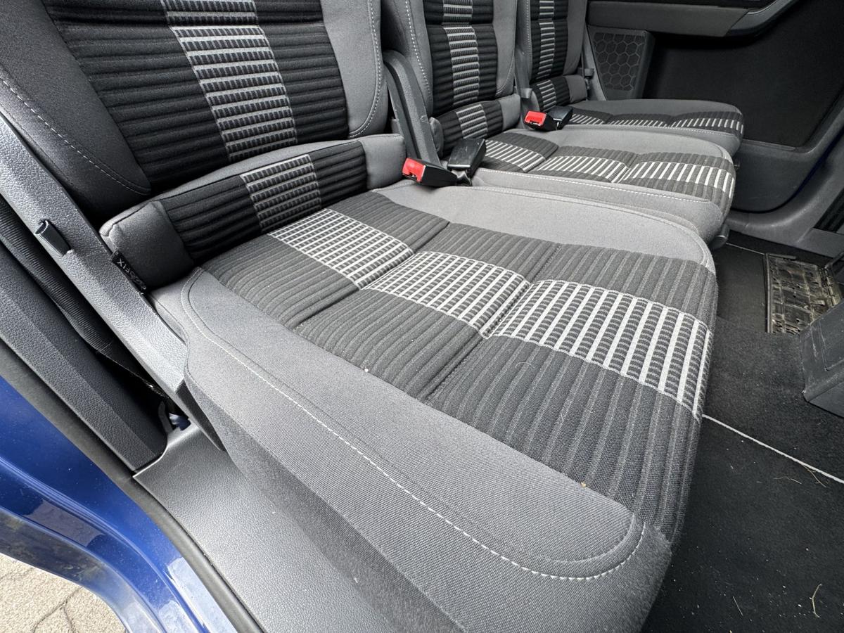 VW Touran 1T original Einzelsitz Mitte rechts Stoff Grau/Schwarz Bj.2008
