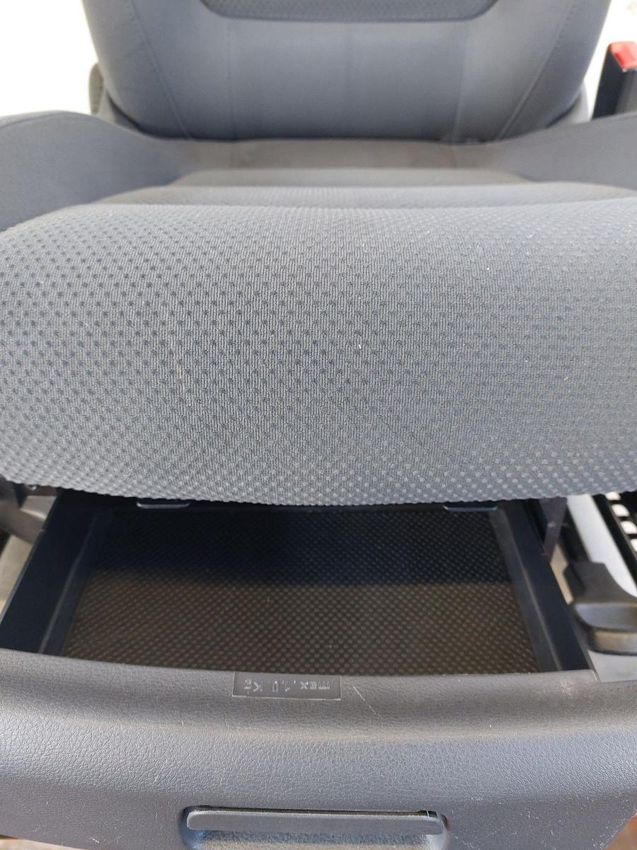 VW Golf Plus 5M Sitz vorne rechts Beifahrersitz Sitzheizung Stoff