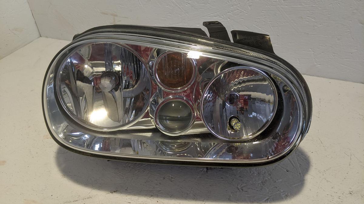 Scheinwerfer rechts mit Nebelscheinwerfer Lampe Leuchte VW Golf 4 1J IV