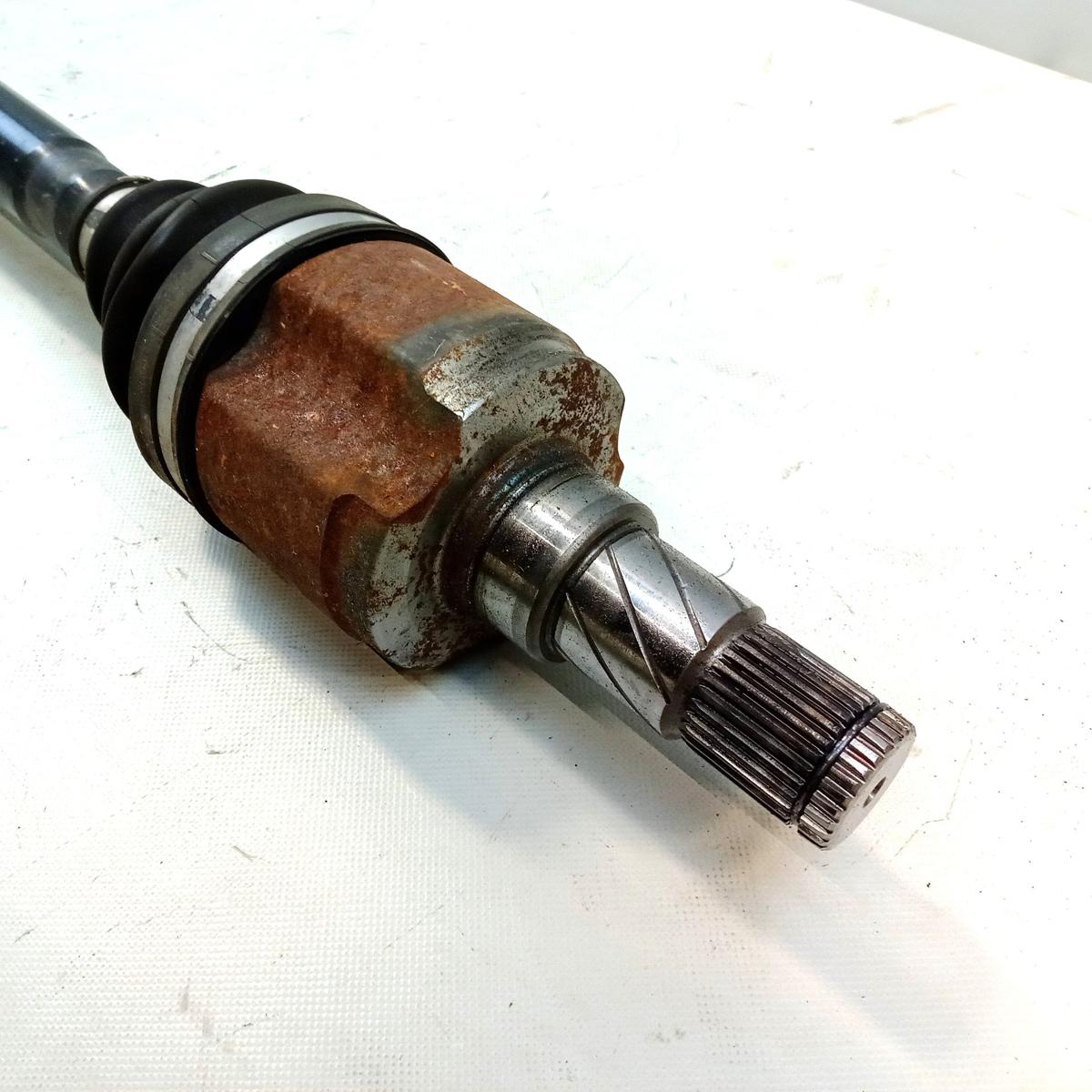 Tesla Model S Facelift original Antriebswelle Gelenkwelle Hinterachse Bj.2019