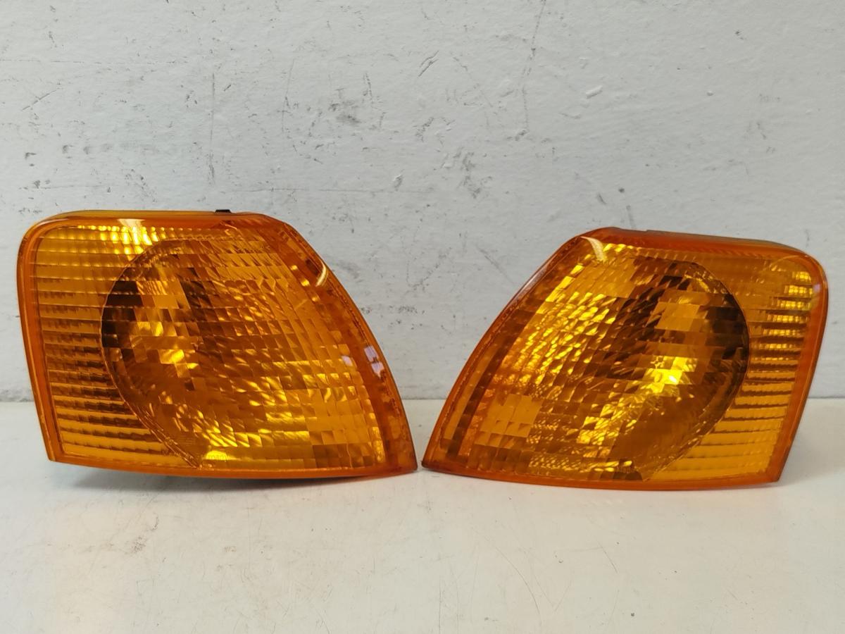 VW Passat 3B B5 Satz Blinkleuchten Blinker Seitenblinker links rechts orange
