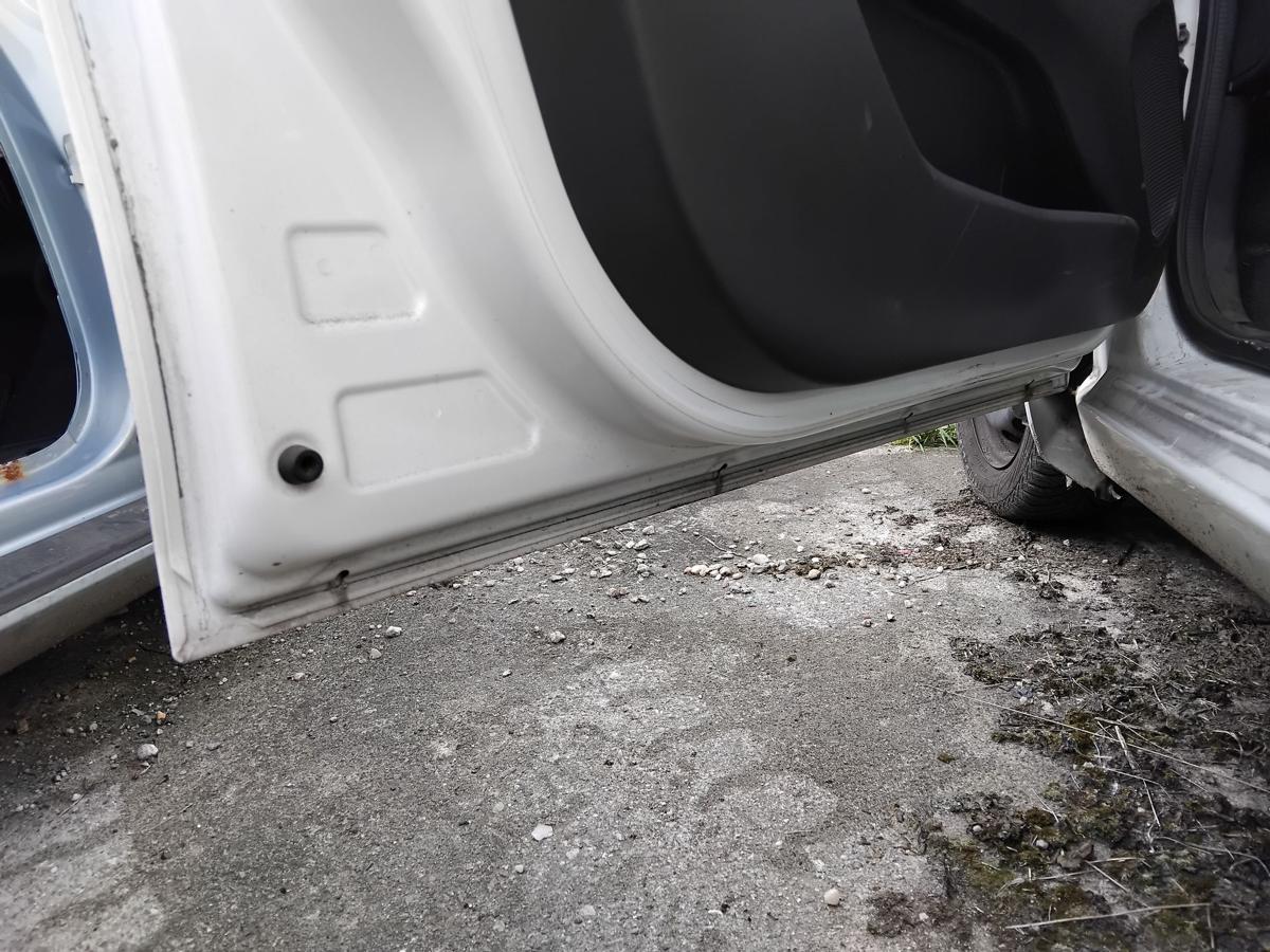 Citroen C1 II Tür vorn links Fahrerseite weiss KWD Lipizzan White 5-türig BJ2014