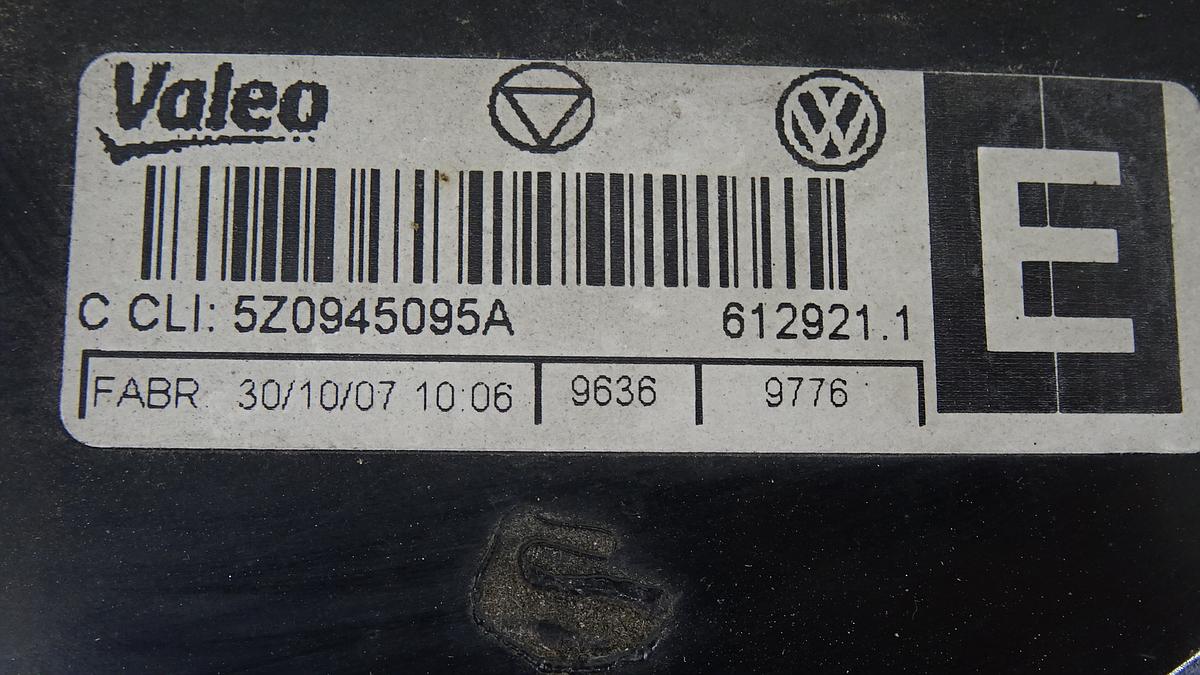 VW Fox Bj2007 Rückleuchte Rücklicht links 5Z0945095A