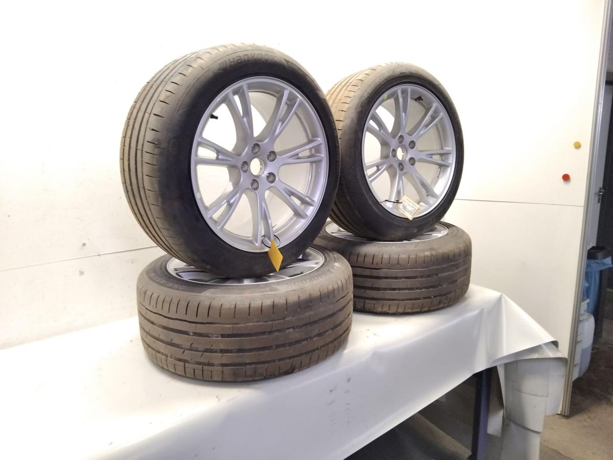 original Aluradsatz Apollo 255/45R19 Ventus mit Soundabsorber Tesla Model Y 2022