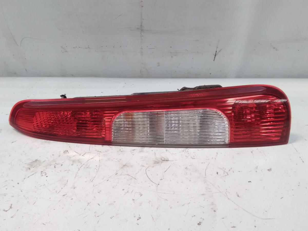 Ford Focus C-Max 1 DM2 original R&uuml;ckleuchte Schlussleuchte rechts BJ2007