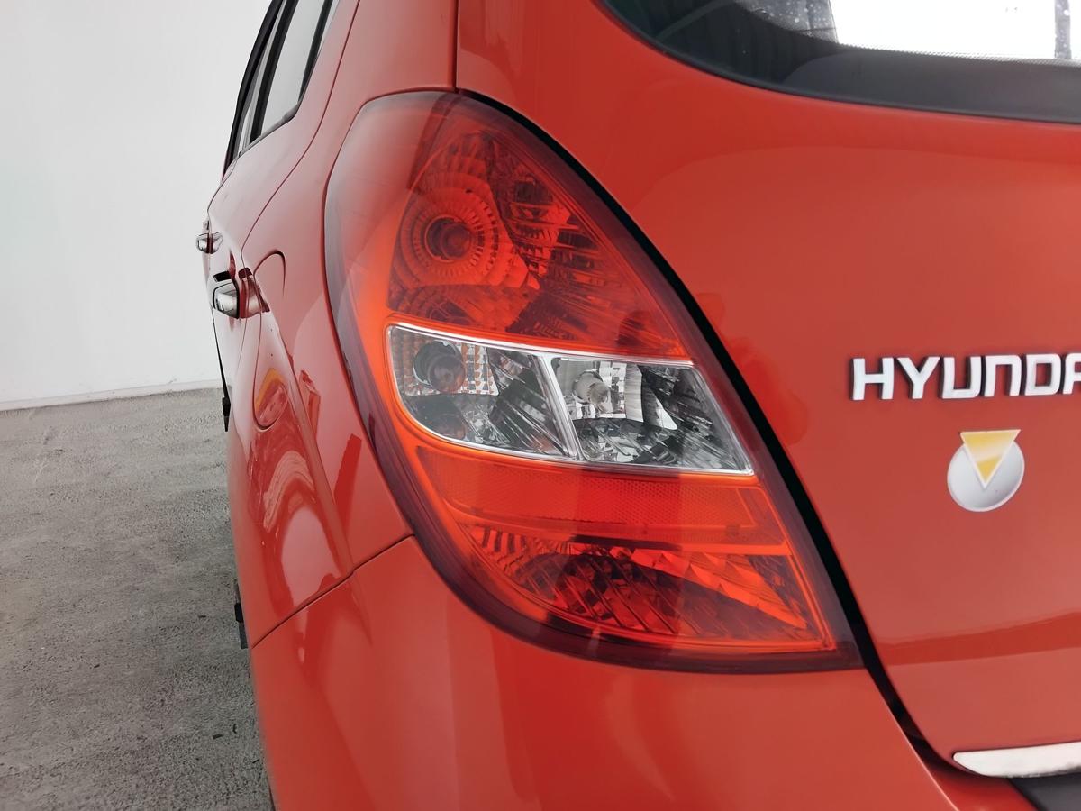 Hyundai i20 PB original R&uuml;ckleuchte Schlussleuchte links BJ2009