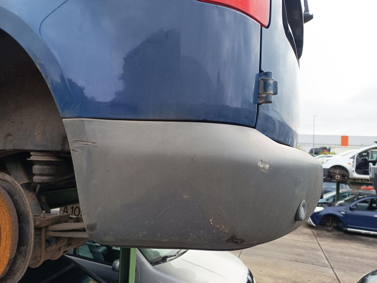 VW Caddy 2K Life vor Facelift Bj 2010 original Stoßfänger hinten unlackiert VW Caddy 2K Life vor Facelift Bj 2010 original Stoßfänger hinten unlackiert