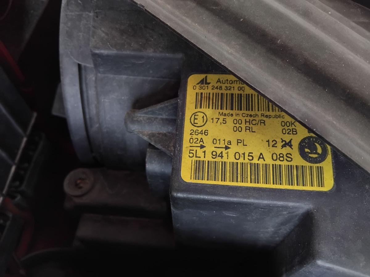 Skoda Yeti 5L orig.Scheinwerfer links mit Nebelscheinwerfer u LWR BJ2010 Halogen