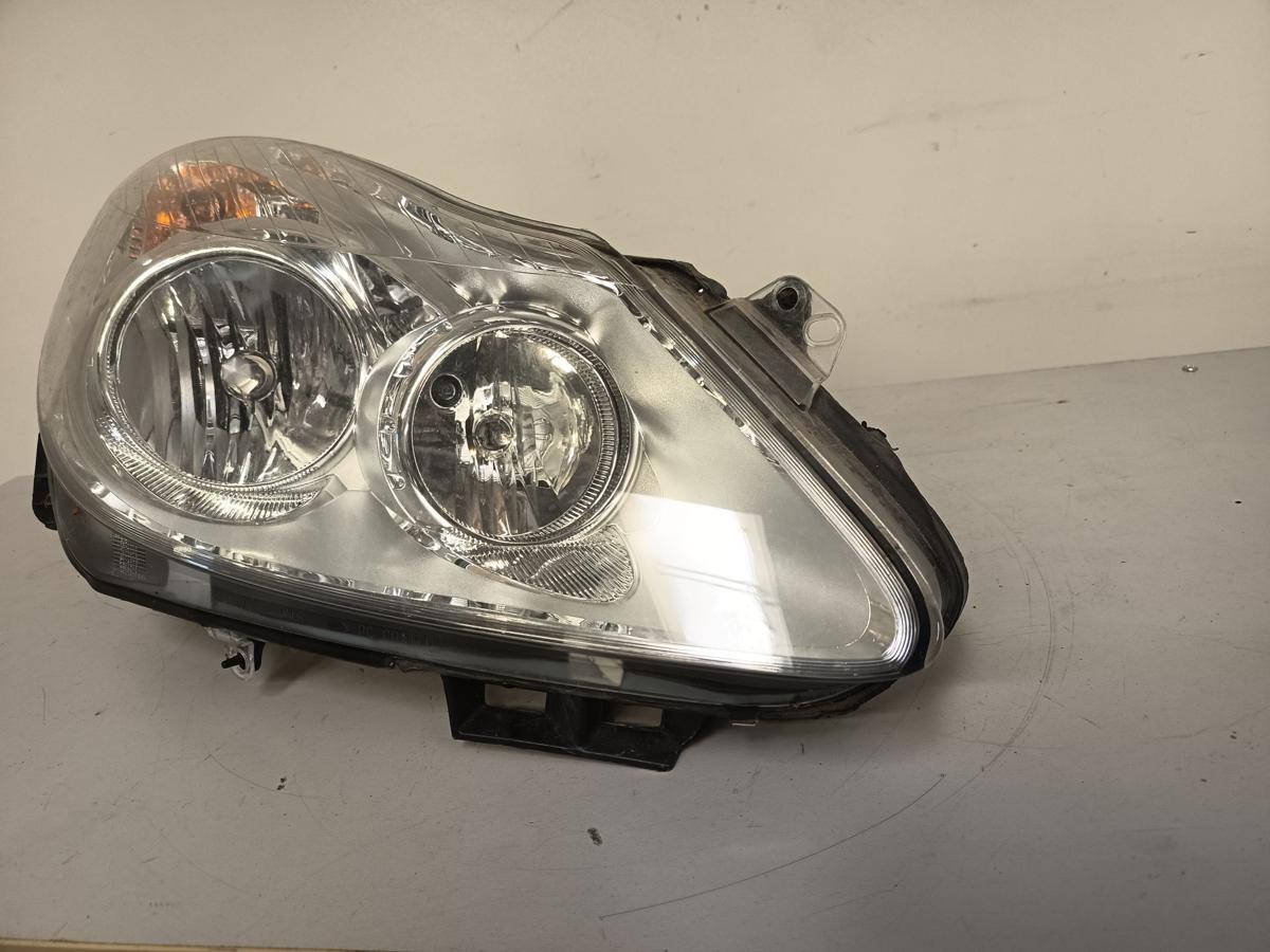Opel Corsa D orig Scheinwerfer vorn rechts Beifahrerseite 93189358 Bj 2007