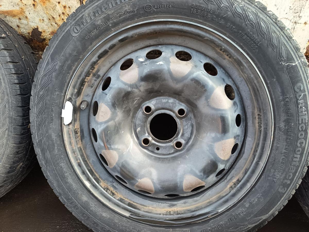 Renault Clio III original Satz Stahlfelgen 5,5x15 ET43 OHNE Reifen Bj 2006