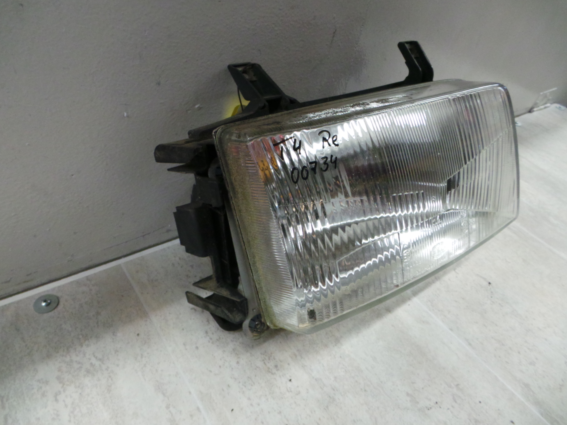 VW T4 Bj.90-96 Scheinwerfer vorn rechts Lampe