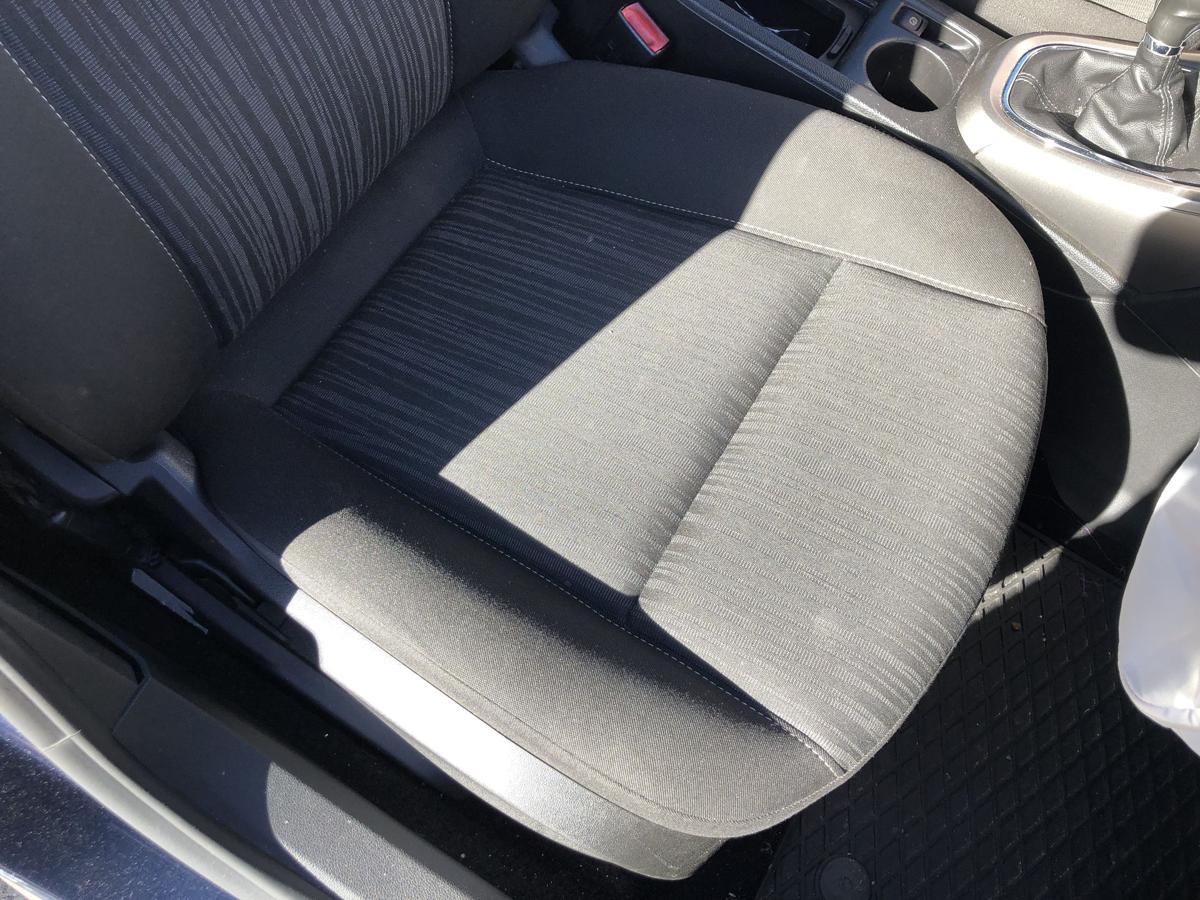 Opel Astra Sitz vorn rechts Beifahrersitz Stoff Heizung Autositz OEM Stoffsitz