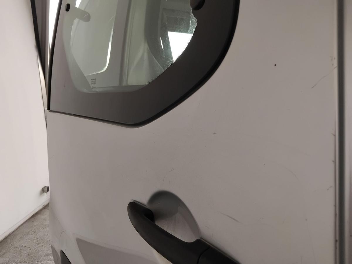 Peugeot Partner Tepee 2 Schiebet&uuml;r rechts mit Scheibe BJ2009 EZR aluminiumgrau