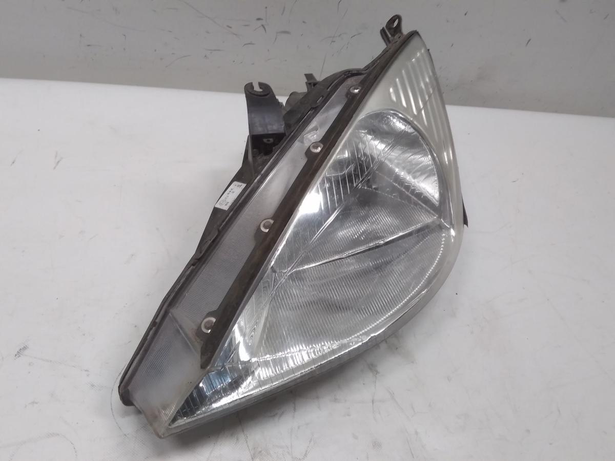 Ford Focus 1 Scheinwerfer vorn links Halogen mit LWR BJ2000