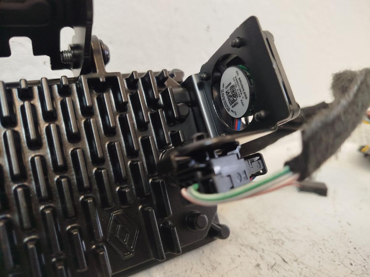 Renault Scenic IV 4 J9 RFA Frontkamera Kamera vorn Sensor Fernlichtautomatik