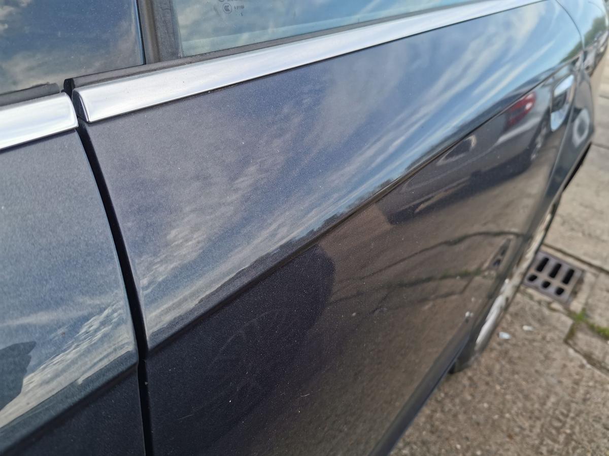 Audi A6 4F Tür Autotür Fondtür Rohbautür hinten links Limo LZ7Q Austerngrau TEXT