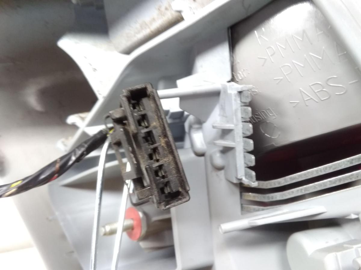 Opel Signum original R&uuml;ckleuchte Heckleuchte rechts mit Stecker Bj.2003
