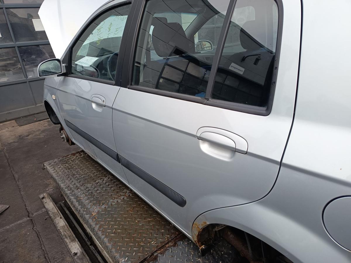 Hyundai Getz original Tür hinten links Fond 5S Space Silver Bj 2006