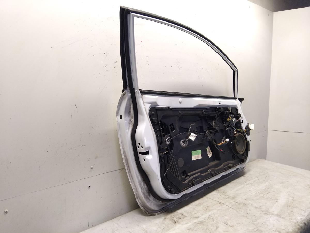 Ford Fiesta JA8 original T&uuml;r vorn links H9 Frost Wei&szlig; 3t&uuml;rig BJ2010